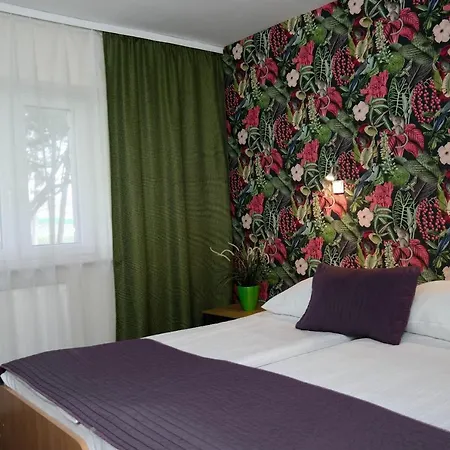 Hotel George 2*