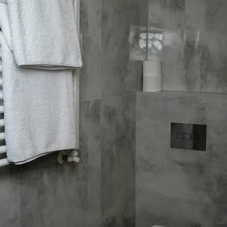 George Hotel 2*