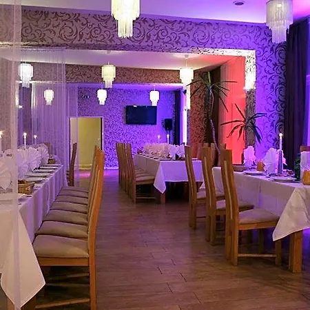 Hotell George 2*